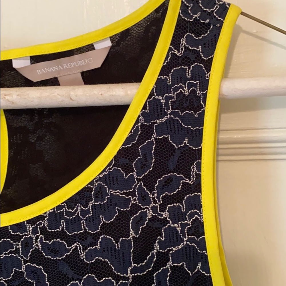 Banana Republic Top - Picture 3 of 8